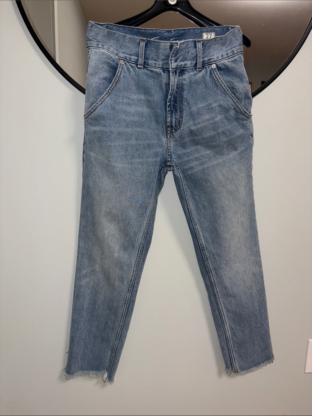 We The Free Free People Light Wash Raw Hem Bandana Pocket Straight Jeans Size 27